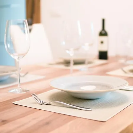 Apartma Tale * Кобарид