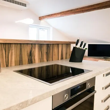 Apartma Tale Appartement *
