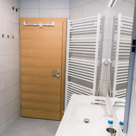 Apartma Tale *